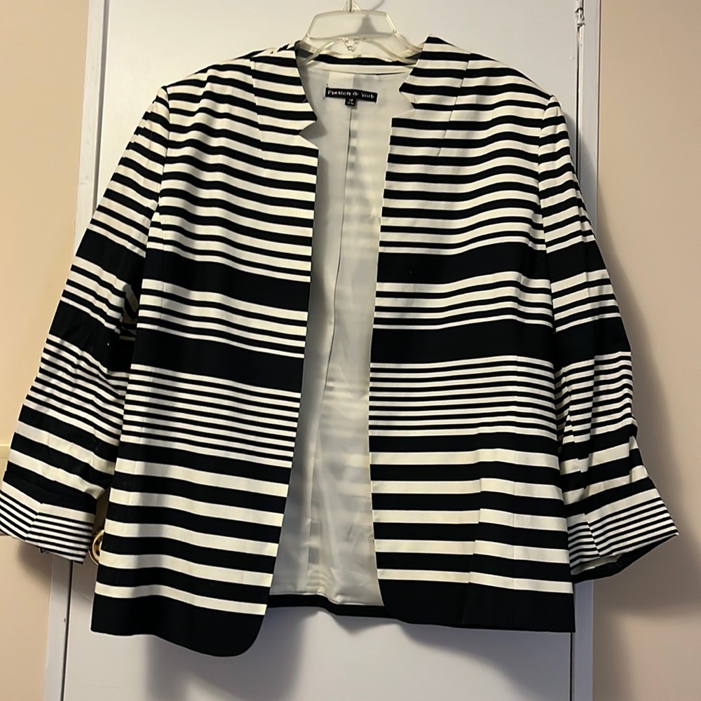 Preston & York beautiful jacket